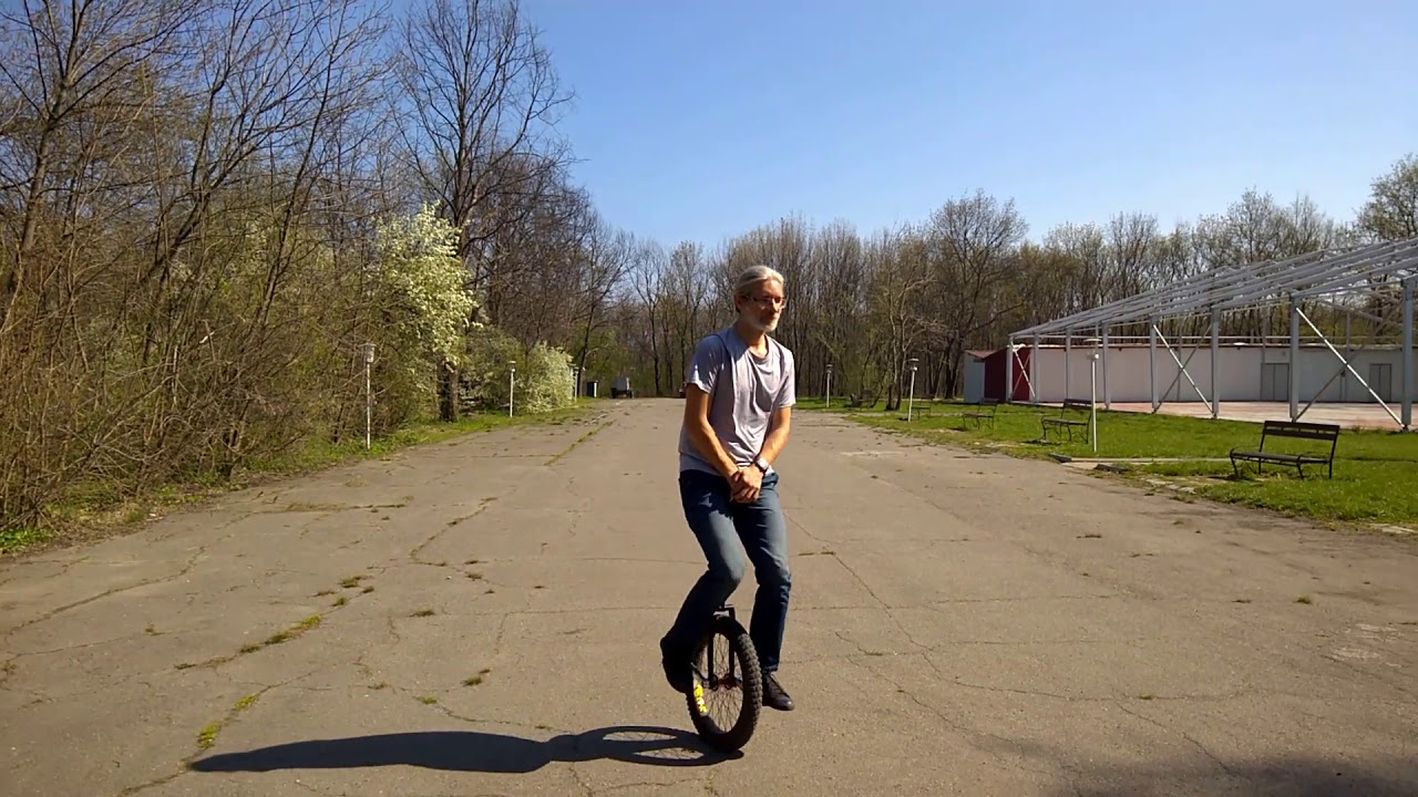 Unicycle spring fall (crash)