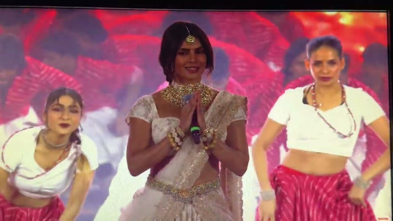 Mandakini Rises! Priyanka Chopra Jonas&rsquo; Stunning Entry in Varanasi | Globe Trotter 🌍✨