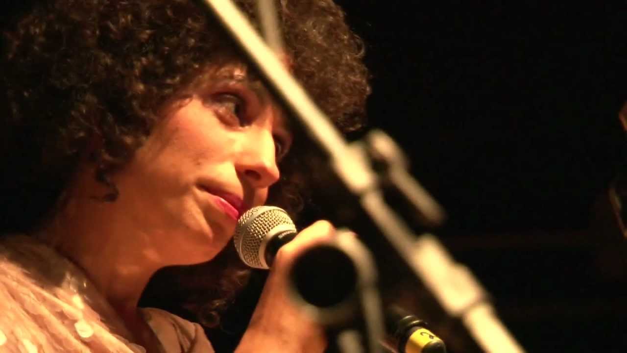 Marcia Castro e Baby do Brasil- A Menina Dança - Pipoca Moderna no CCJ