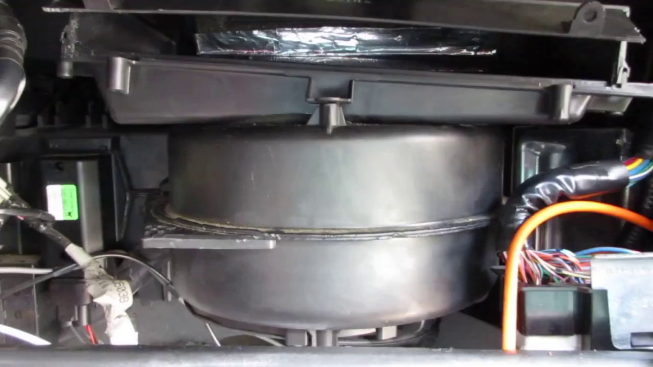 2002-2005 Explorer Mountaineer Fresh Air Cabin Door Flap Repair