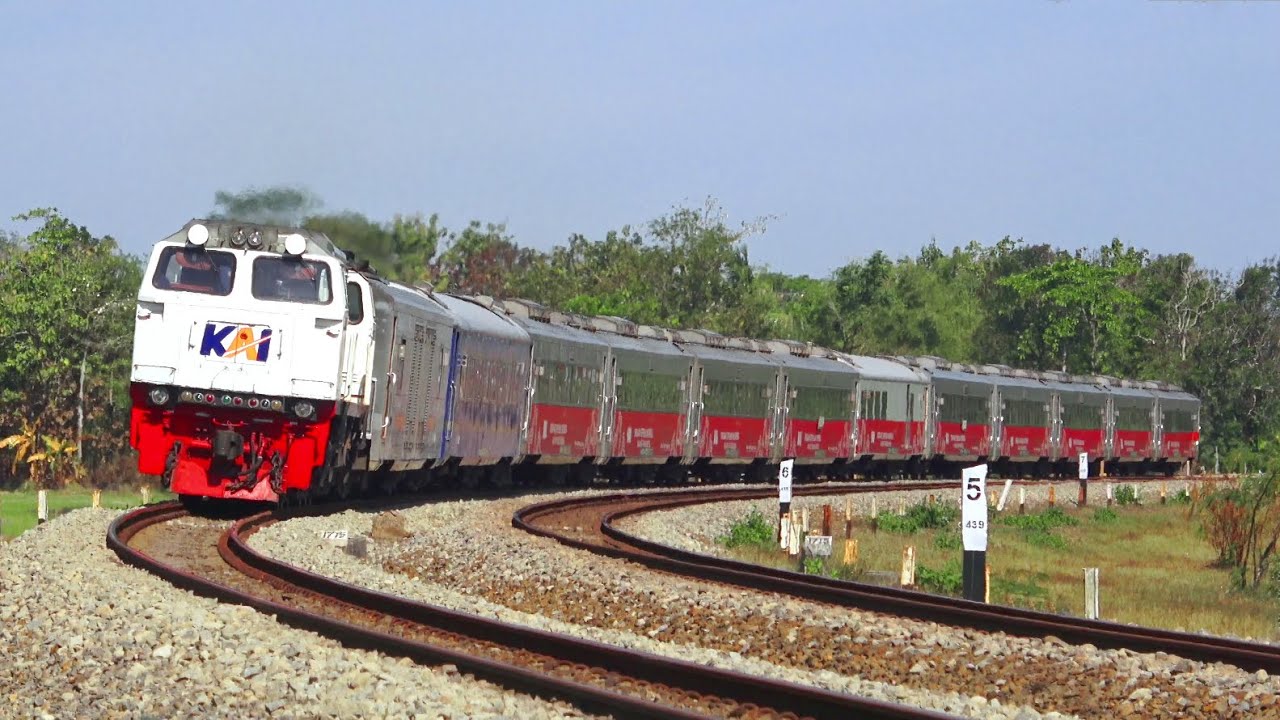 KERETA API PANJANG‼️ MENEMUKAN 33 KERETA API NGEBUT PARAH DI KARANGANYAR