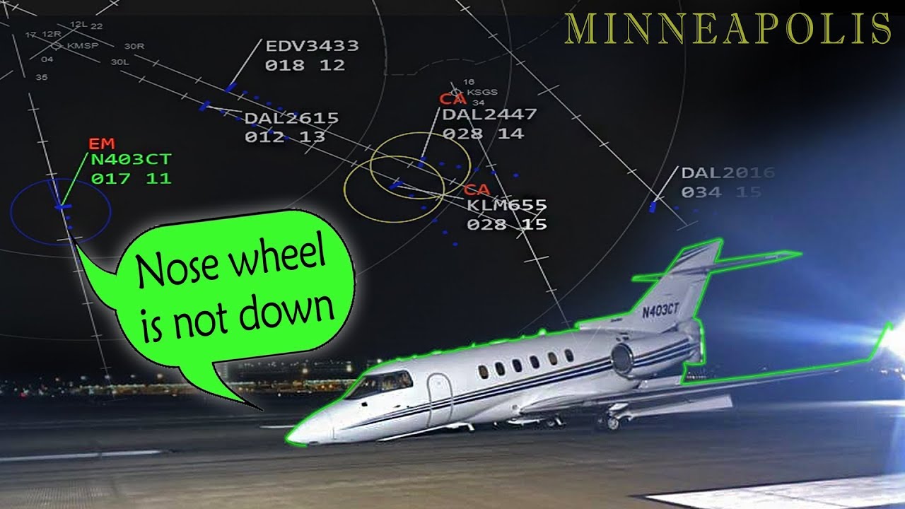 [REAL ATC] Hawker LANDS WITH NOSE GEAR UP at Minneapolis!