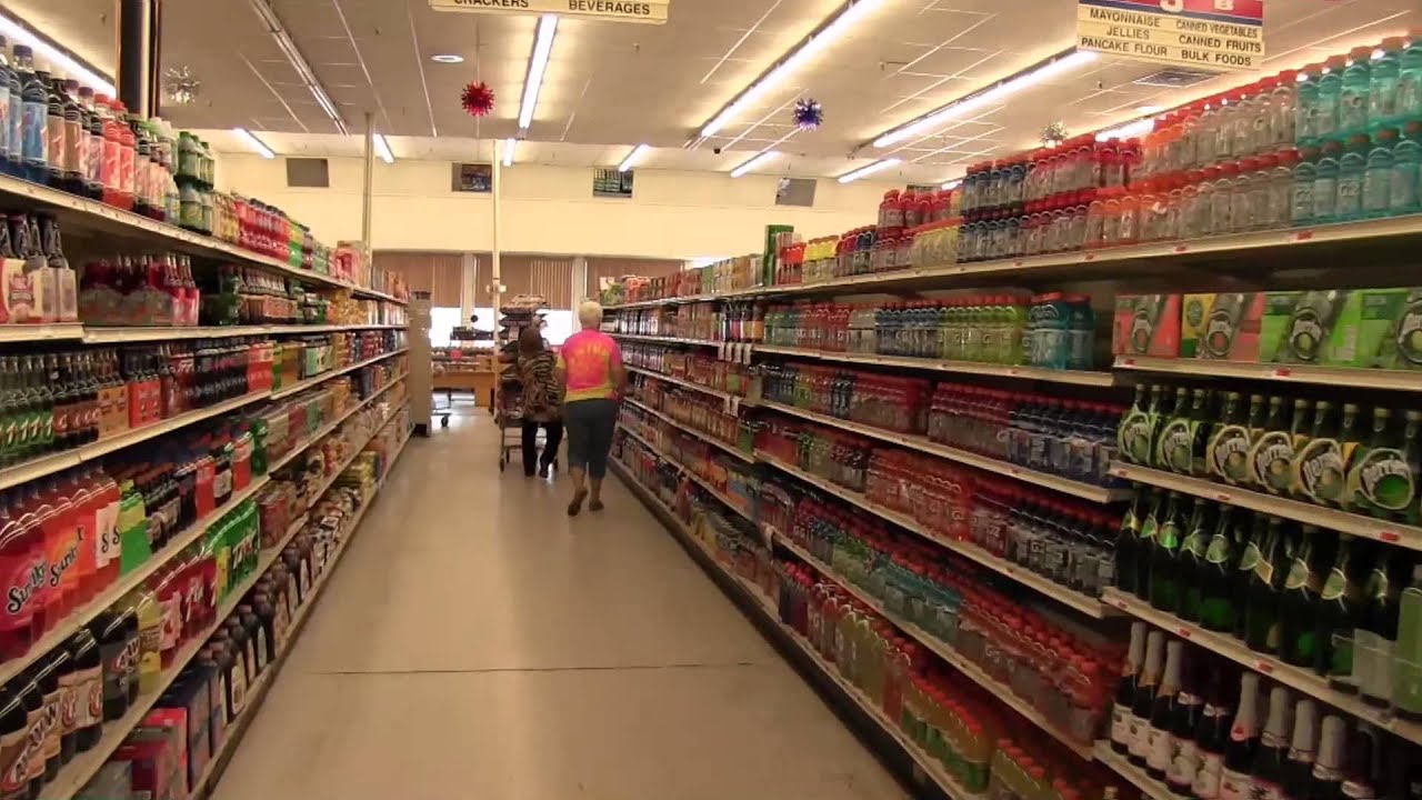 Anita Jacobson winner of shopping spree at Alva Market