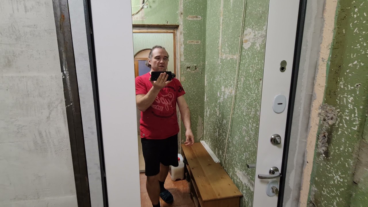 Металлическая дверь Лабиринт, бетон зеркало, отличная дверь!