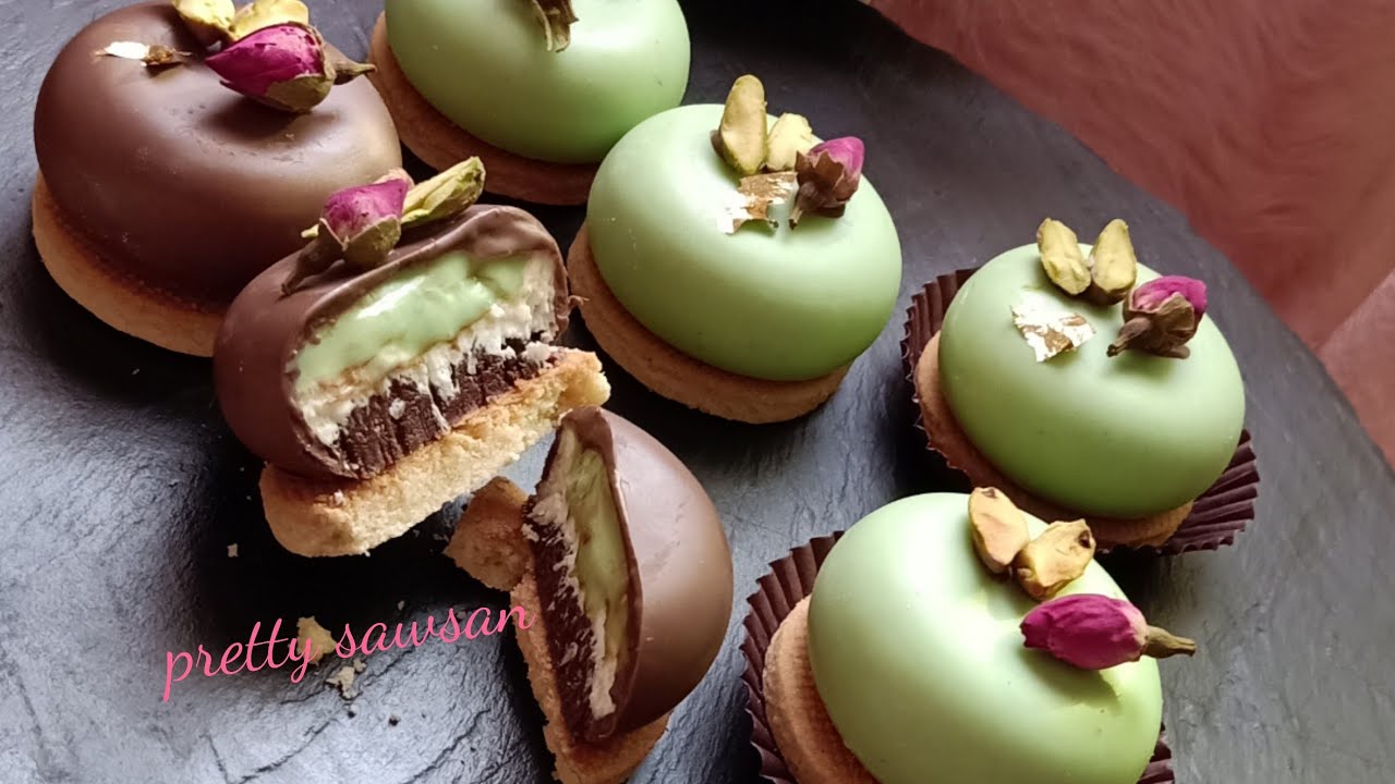 حلوى عصرية راقية بذوق البيستاش💚🇩🇿 (+ طريقة تلوين الشوكولا بدون ملون الشوكولا)