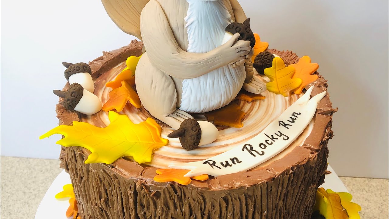 Tree Stump Cake🔴 Squirrel Cake Topper