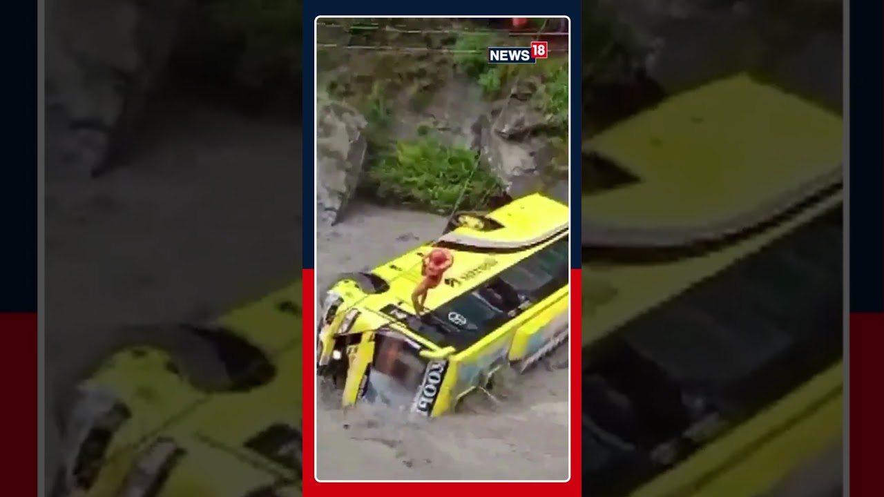 Bus Carrying ITBP Jawans Falls Into River Sindh in J&K; Search and Rescue Operation Underway | N18S