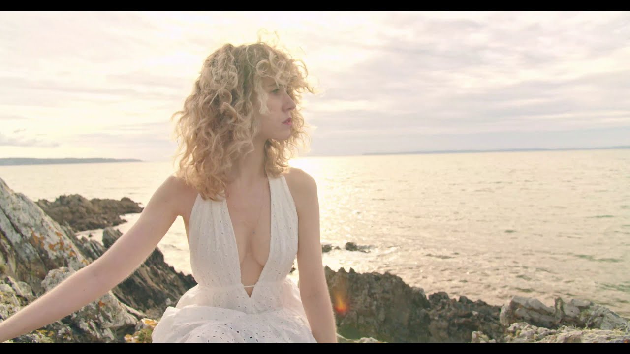 Chrystel B. - Lost on you (cover)