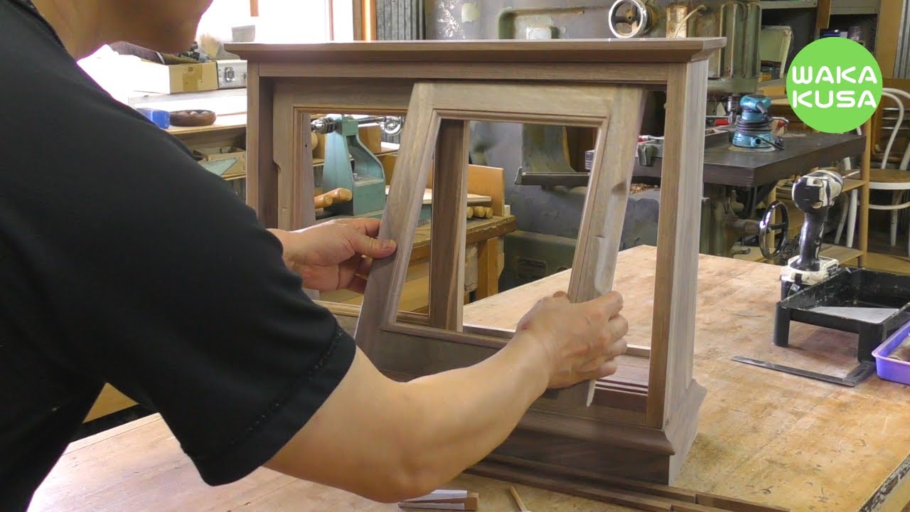 【woodworking】wooden glass sliding door/ Wooden showcase /make by tilting