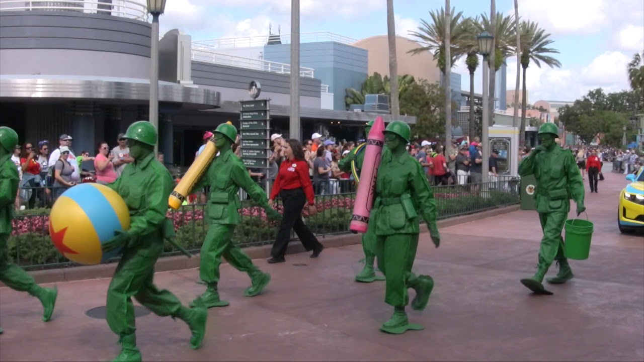 Disney's Hollywood Studios - 30th Anniversary Cavalcade