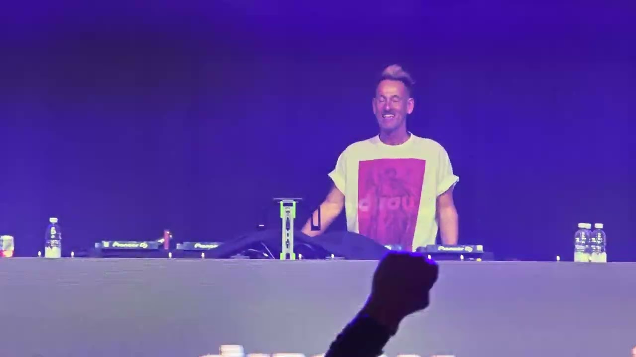 20251129 "DIE 90er - LIVE ON STAGE -" DJ Raw aka DUNE-2 