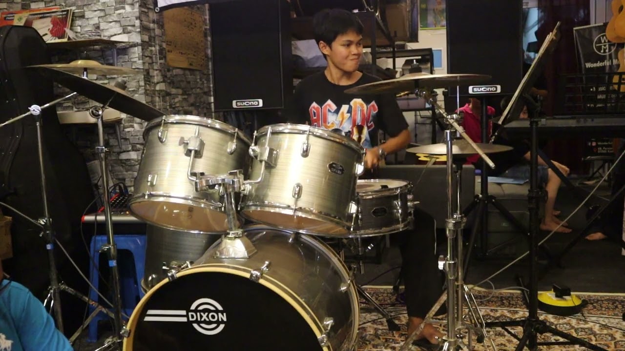 You Give Love a Bad Name - Bon Jovi | WM's Mini Concert 2025