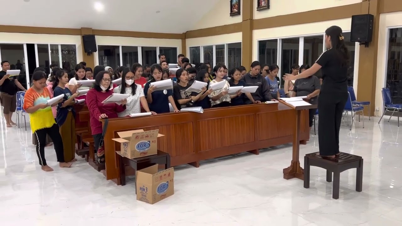 Dengarlah Tuhan Memanggilmu | Latihan
