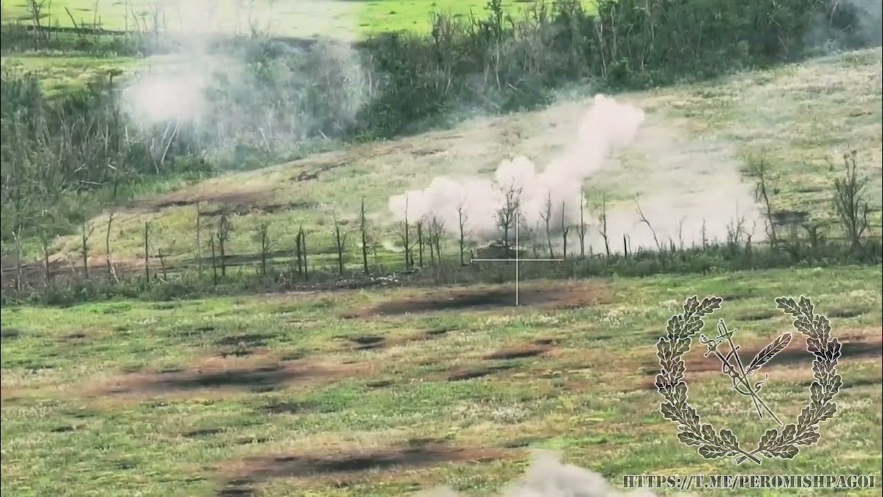 Direct RPG shot on swedish vehicle CV9040 with a 40-mm cannon on the Svatovo-Kremennaya front.
