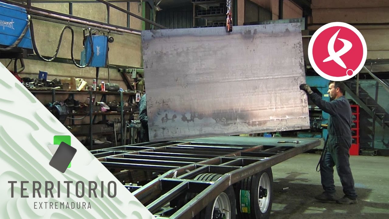 Esta empresa de Zarza de Granadilla fabrica remolques | Territorio Extremadura
