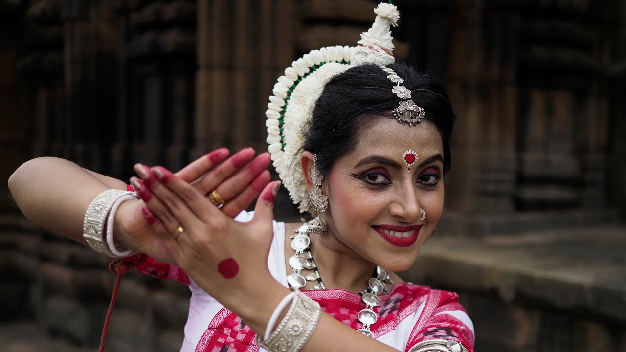 Shankaravarnam Pallavi: Odissi Dance By Yamini Makeshwar