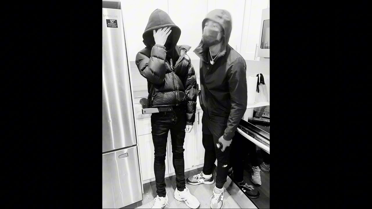 [FREE] Bloodhound Lil Jeff x Fullychop Sample Type Beat &ldquo; Headlock &ldquo;