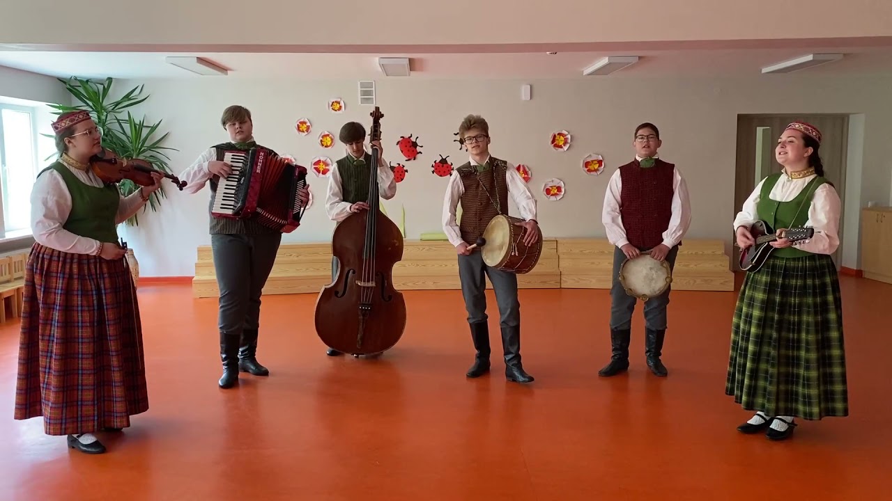 54 JORNADA CUCALAMBEANA. GRUPO: Ceiruleits Kapela.LETONIA