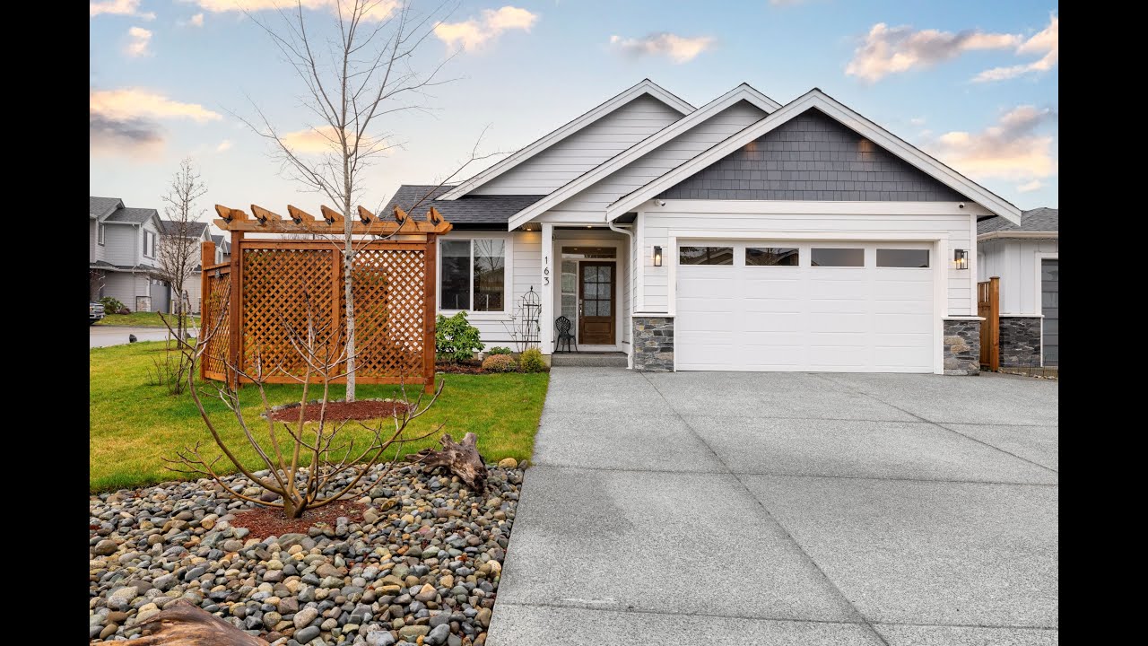 163 Cabot Court, Parksville