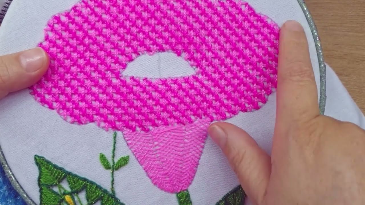 Bordado sencillo para flores de campanita ¡Te encantará!🌷🥀 Un Mundo Maravillisa