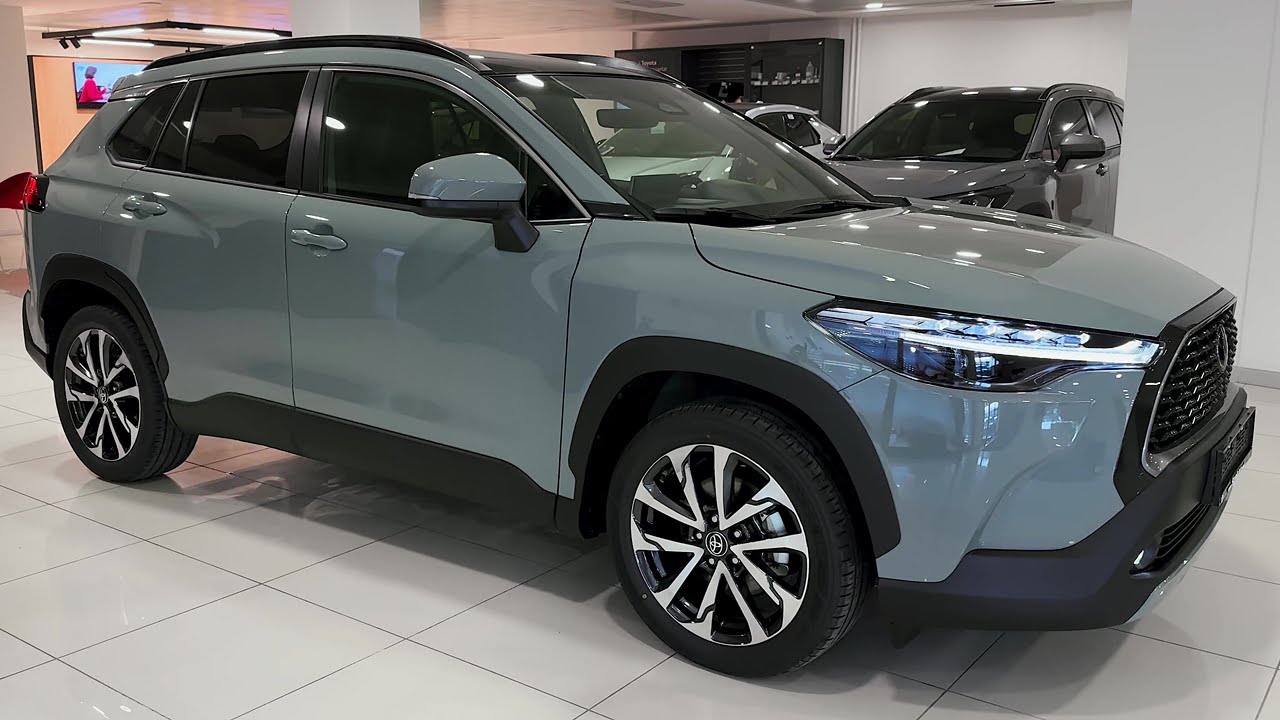 2025 Toyota Corolla Cross - Детали экстерьера и интерьера