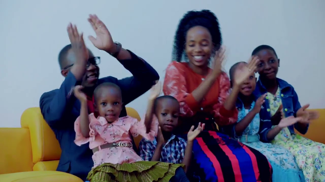 ATU MOSES:      Song: NAJIVUNIA YESU   official video  4k (NEW SONG, 2025)