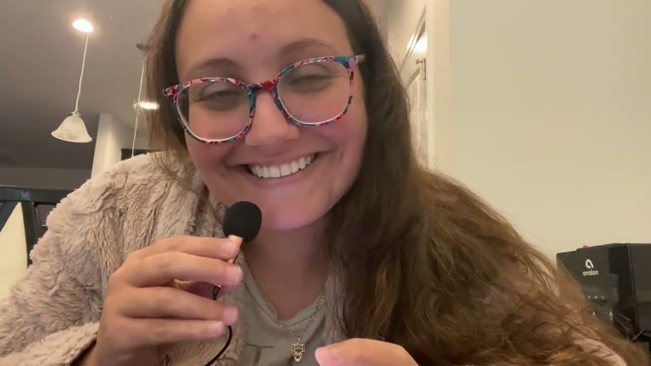 ASMR FATOS SOBRE O COLORADO - sussurro no mini microfone