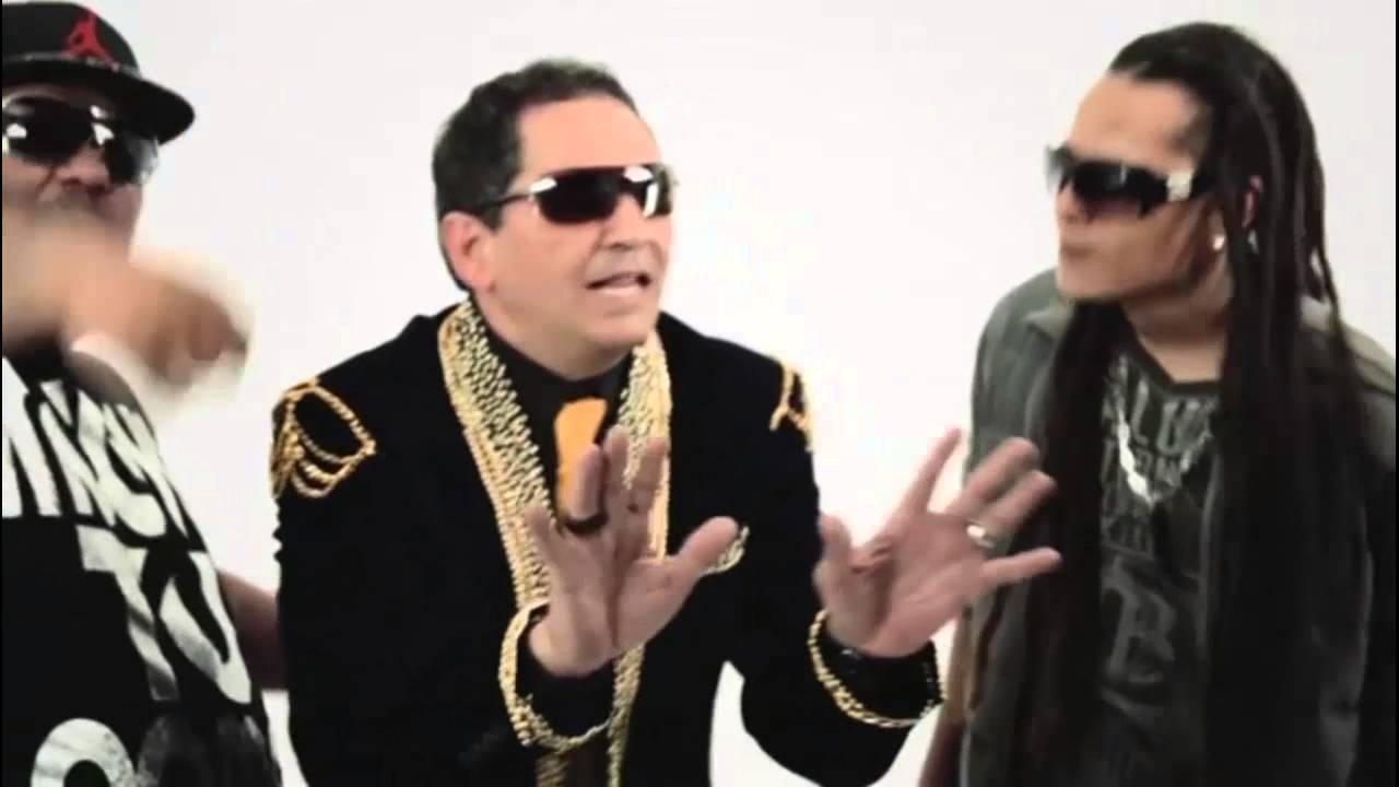 Mueve tu pompi-Ernesto Chavana