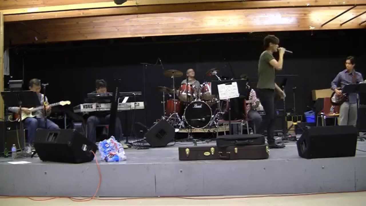 Bon Nguyen @ Galaxy Band at GXTM hall Oct. 10, 2014.