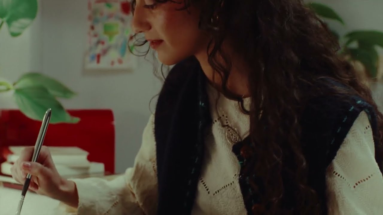 ASICS SportStyle: Move Your Body, Move Your Mind - Jessie Massoud, Creative & Architecture Student