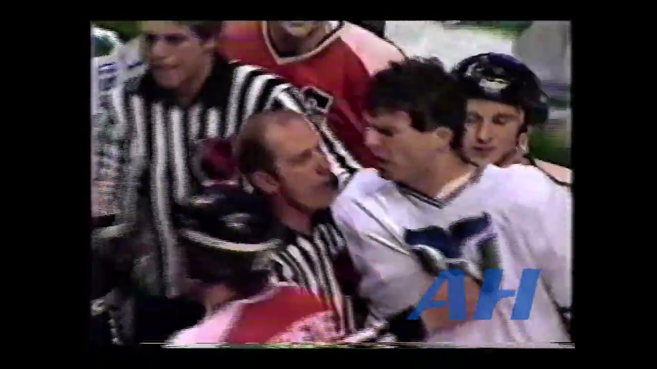 NHL Mar. 20, 1982 Hartford Whalers v Philadelphia Flyers Bench Clearing Brawl