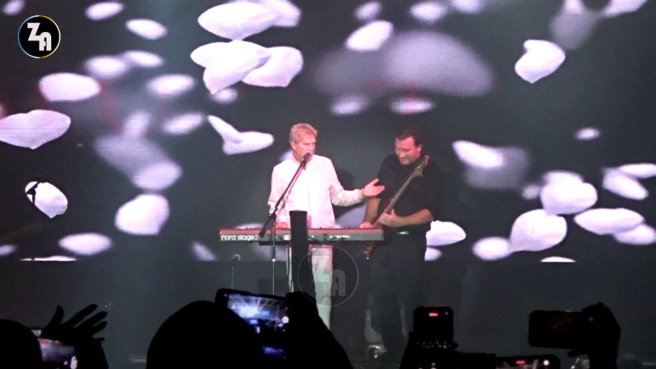 MLTR - 25 Minutes, Live at Kokas Jakarta 8 Nov 2022