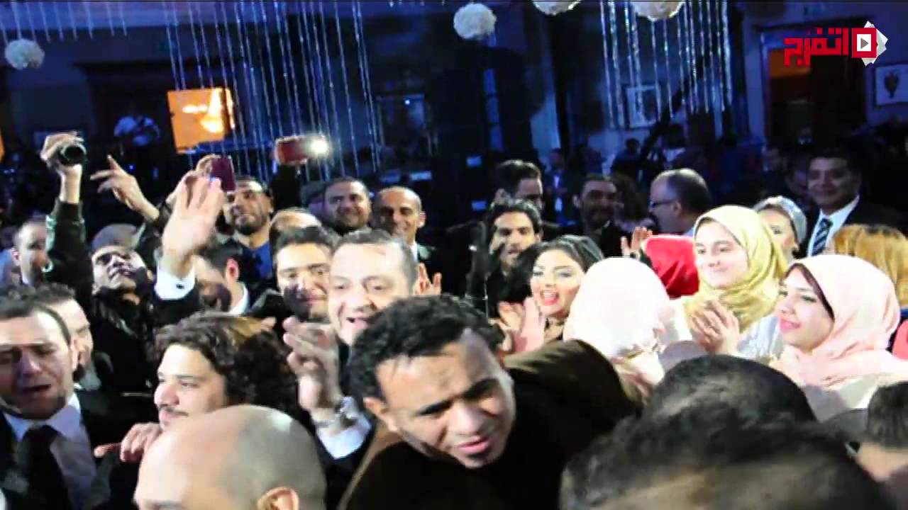 اتفرج| نجوم الغناء الشعبي يشعلون فرح 