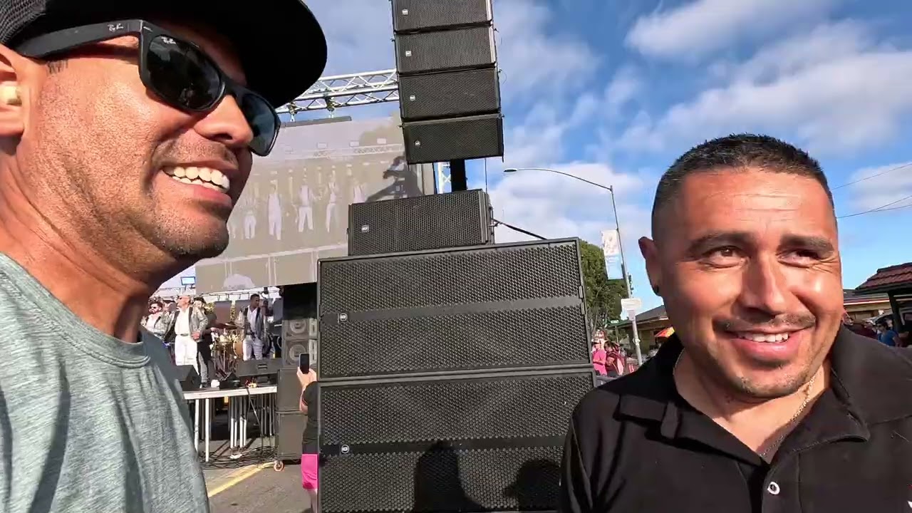 El ingeniero de sonido les subió asta clip toda la presentación!