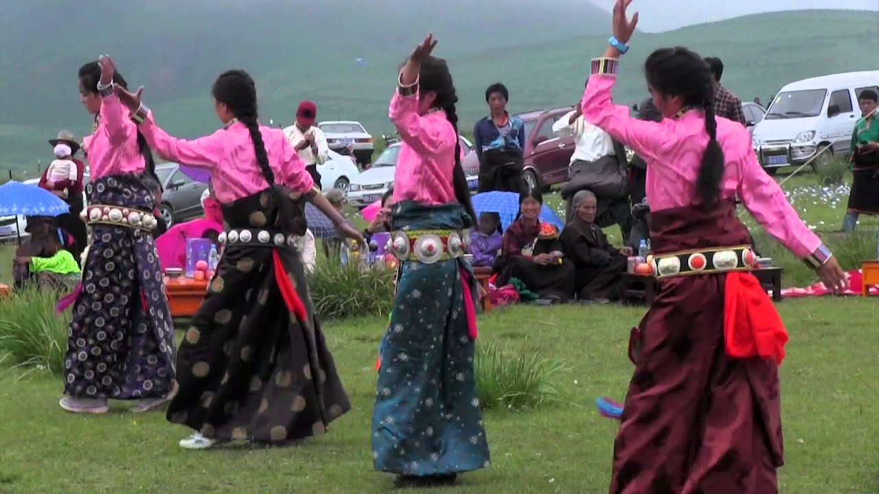 Tibetan Dance by Wendu Girls