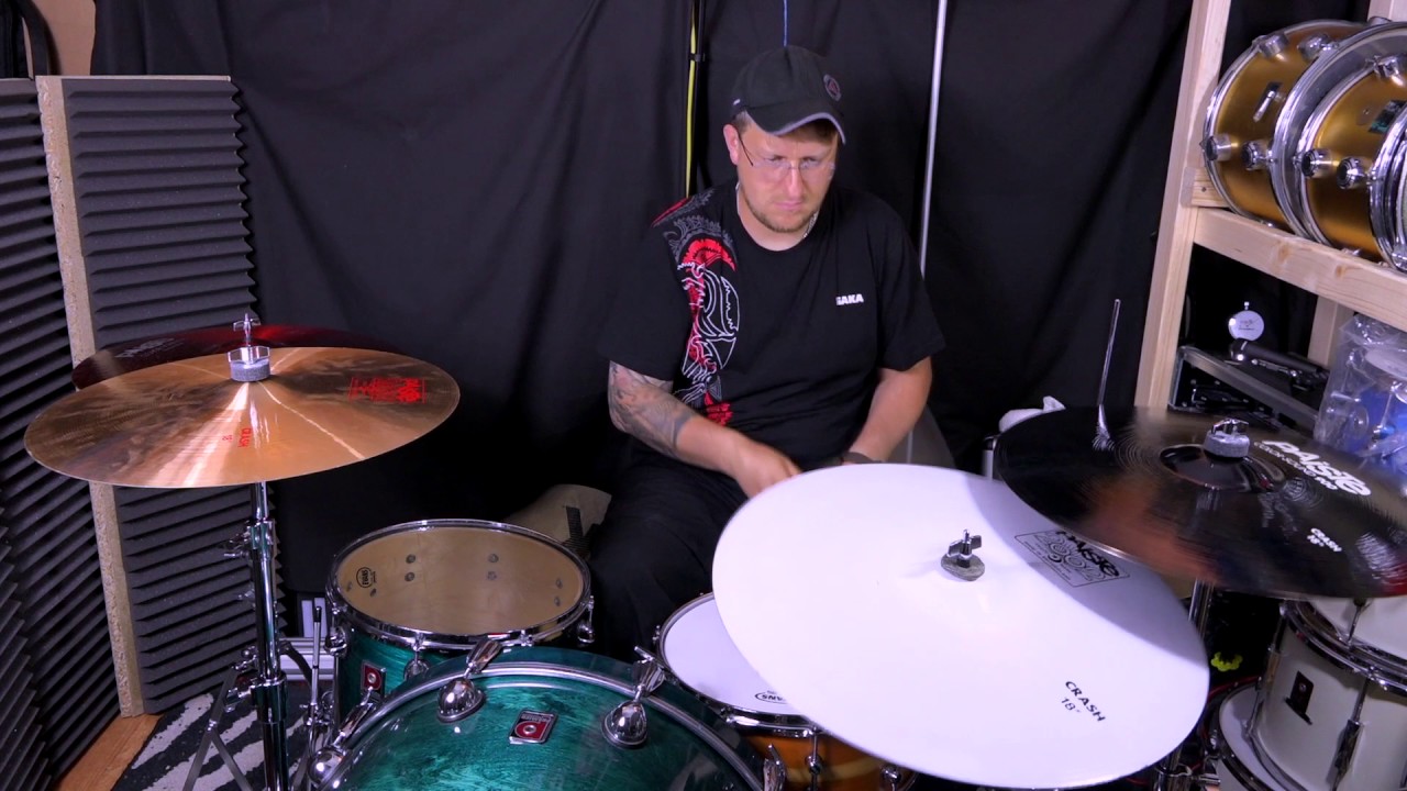 Comparison between Paiste 900 Colorsound, 2002 and Colorsound 5 crashes