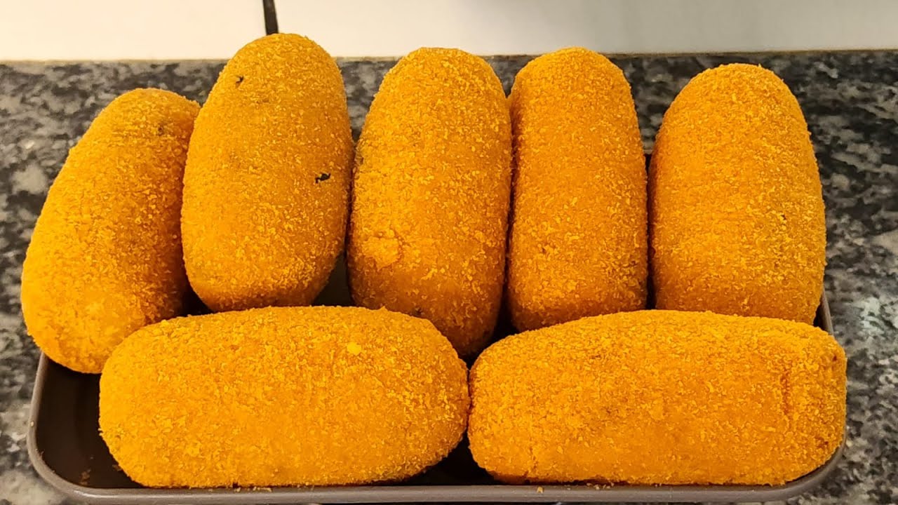 Salgados mais facil  que existe desmancha na boca