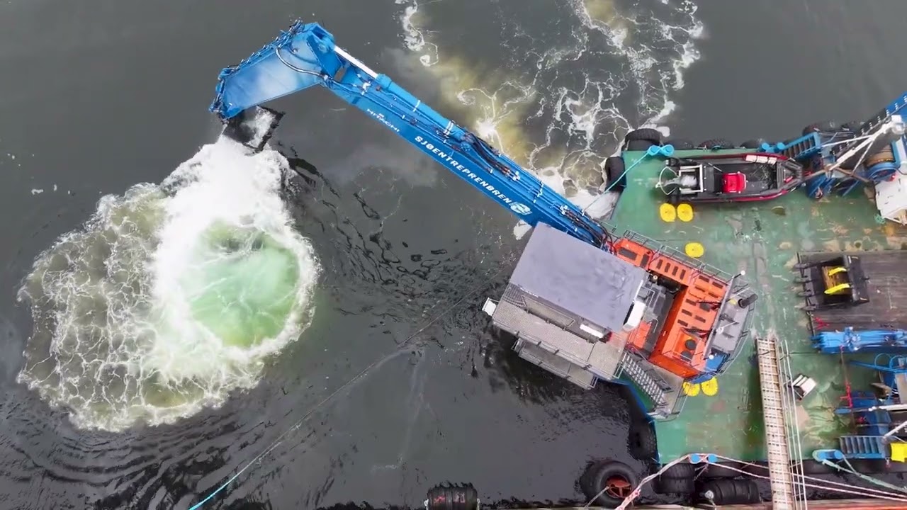 Sjøentreprenøren tester deres nye Hitachi EX1200-7 for første gang!