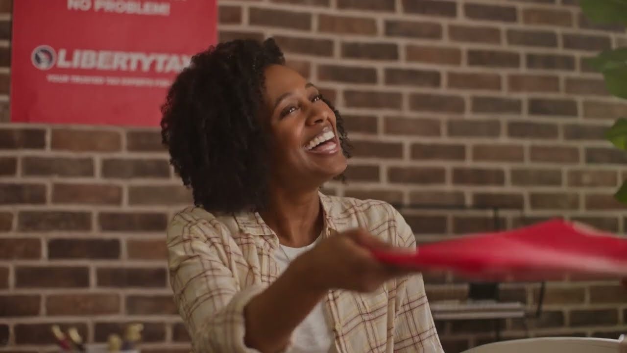 Liberty Tax TV Spot, 'Tax Experts for Life &ndash; Max Refund for Your Family'