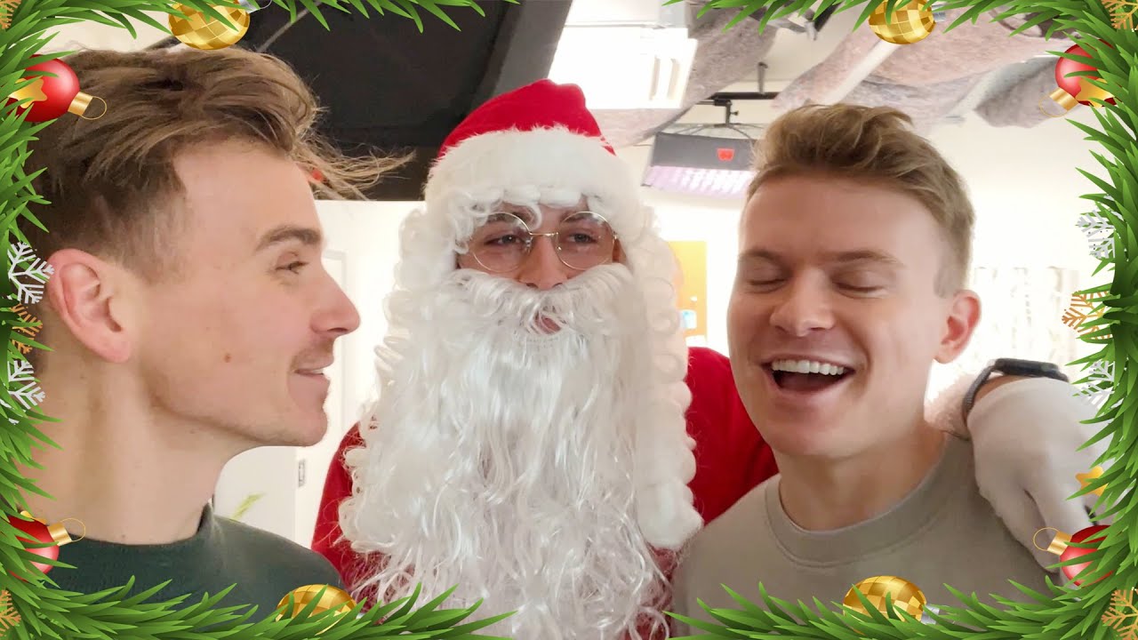Meeting Father Christmas... Sort of. | Vlogmas Day 12