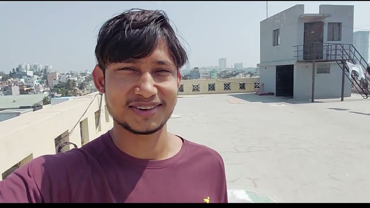 यहां से दुनिया कितनी अच्छी दिखती है 🥰