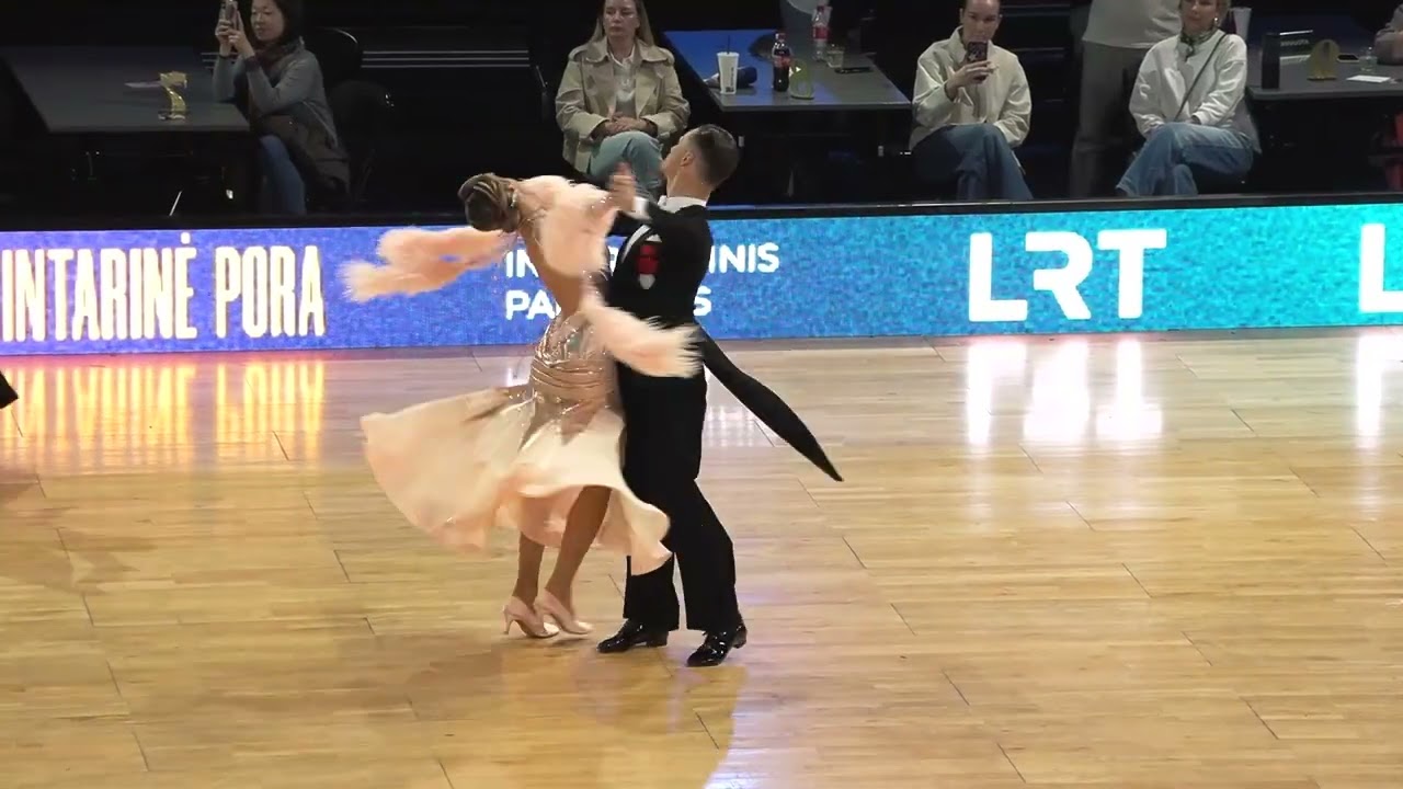 Edgaras Baltaragis - Indrė Baltaragė, LTU | WDSF Professional Open ST (#AmberCouple2025)