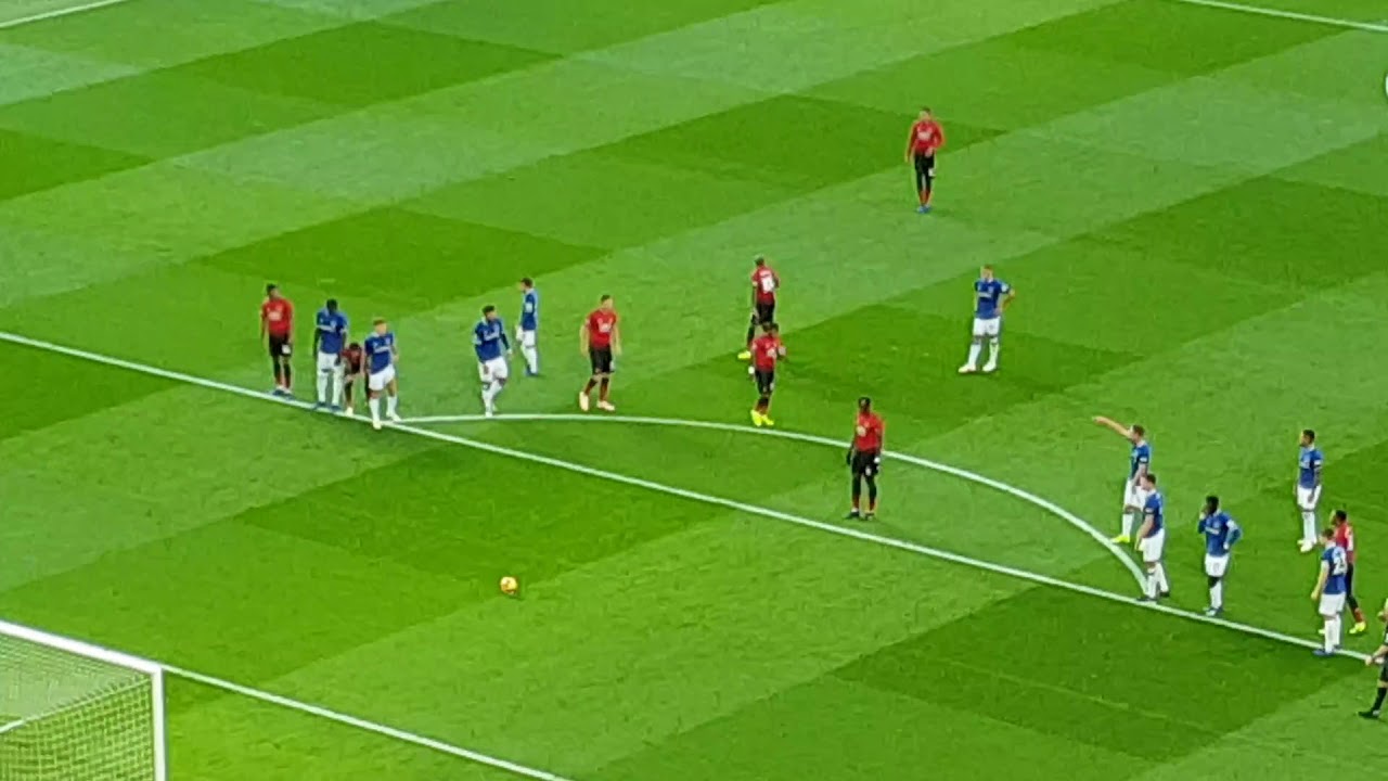 Paul Pogba penalty vs Everton 28.10.2018 LONG RUN UP