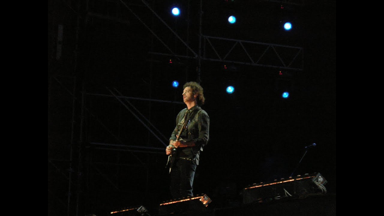 Soda Stereo  -  Sueles Dejarme Solo / Estadio Nacional de Lima- Perú /08/12/2007 MVV