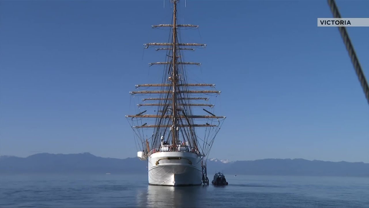 America's tallest ship docks in Victoria for tours