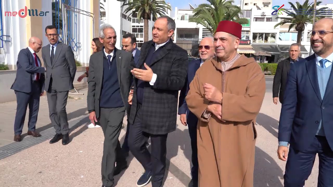 بحضور وزير الصناعة والتجارة وبمشاركة بريد بنك.. انطلاق قافلة الإدماج المالي للتجار بأكادير