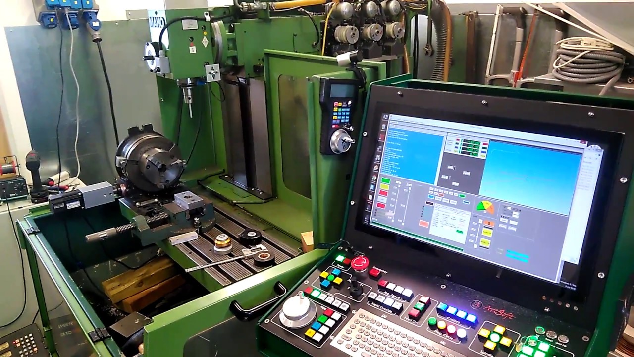 CNC Retrofit. First G-code run with Mach4.