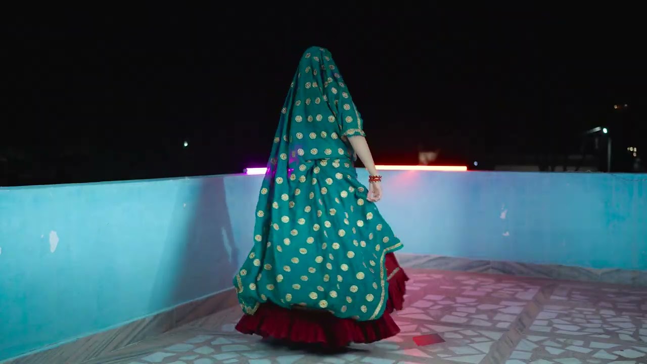 Holi Trending Song ll बिट्टू तेरे साथ में खेलूंगा में प्यार प्रेम की होली #dance #trending #meena