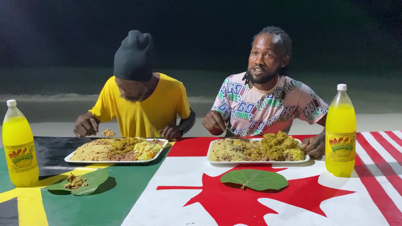 Mega Champs против Lifewayne - курица карри с рисом и горошком.