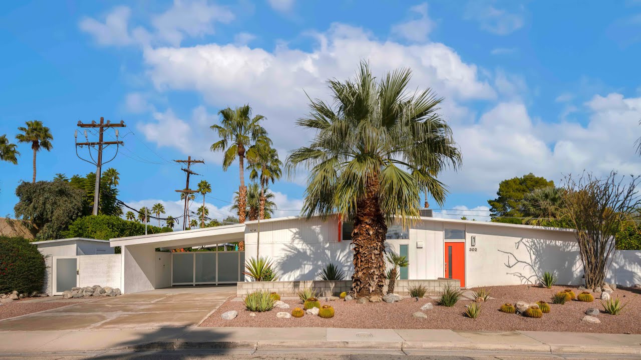 302 E Racquet Club Rd Palm Springs, CA 92262